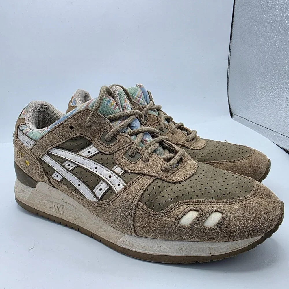 Asics Gel Lyte III Womens Size 7 Light Olive White Sneaker Shoes Casual Walking